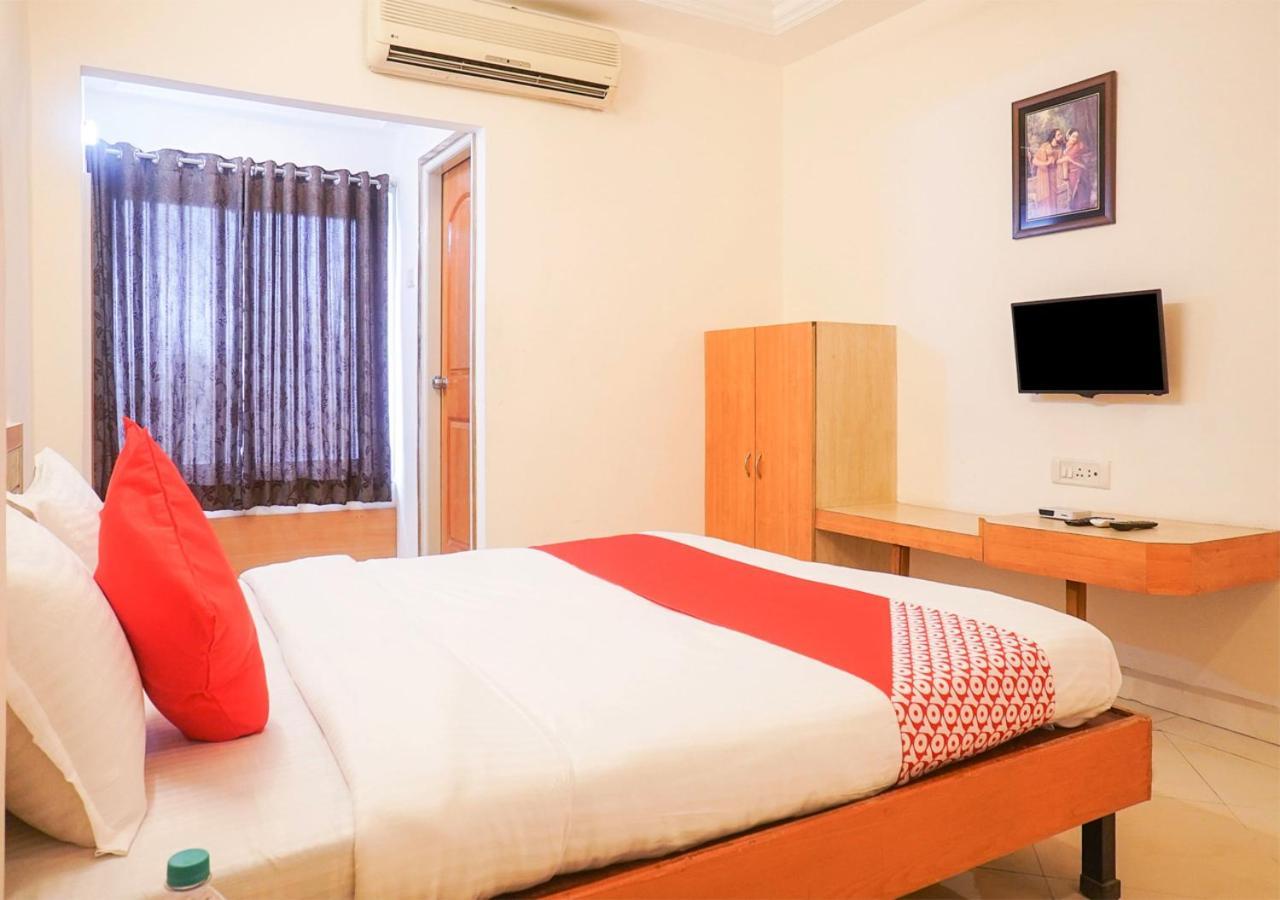 Hotel Wayfare Shirdi Zewnętrze zdjęcie