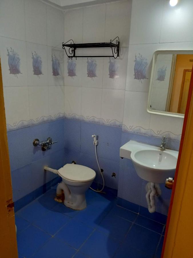 Hotel Wayfare Shirdi Zewnętrze zdjęcie